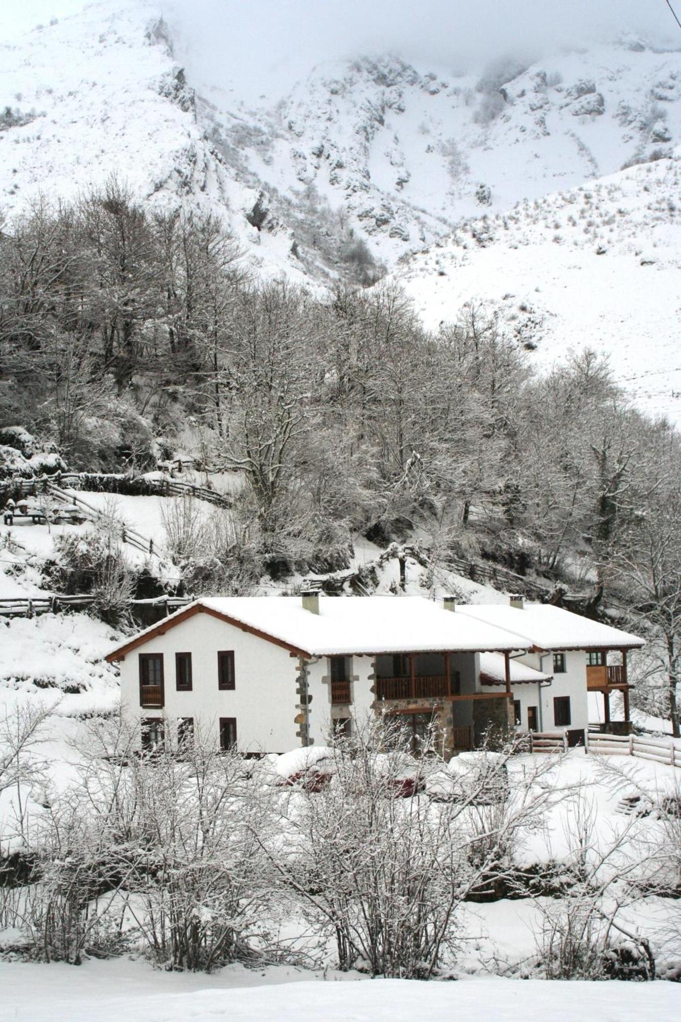 Casa Rural Los Riegos Caso Esterno foto
