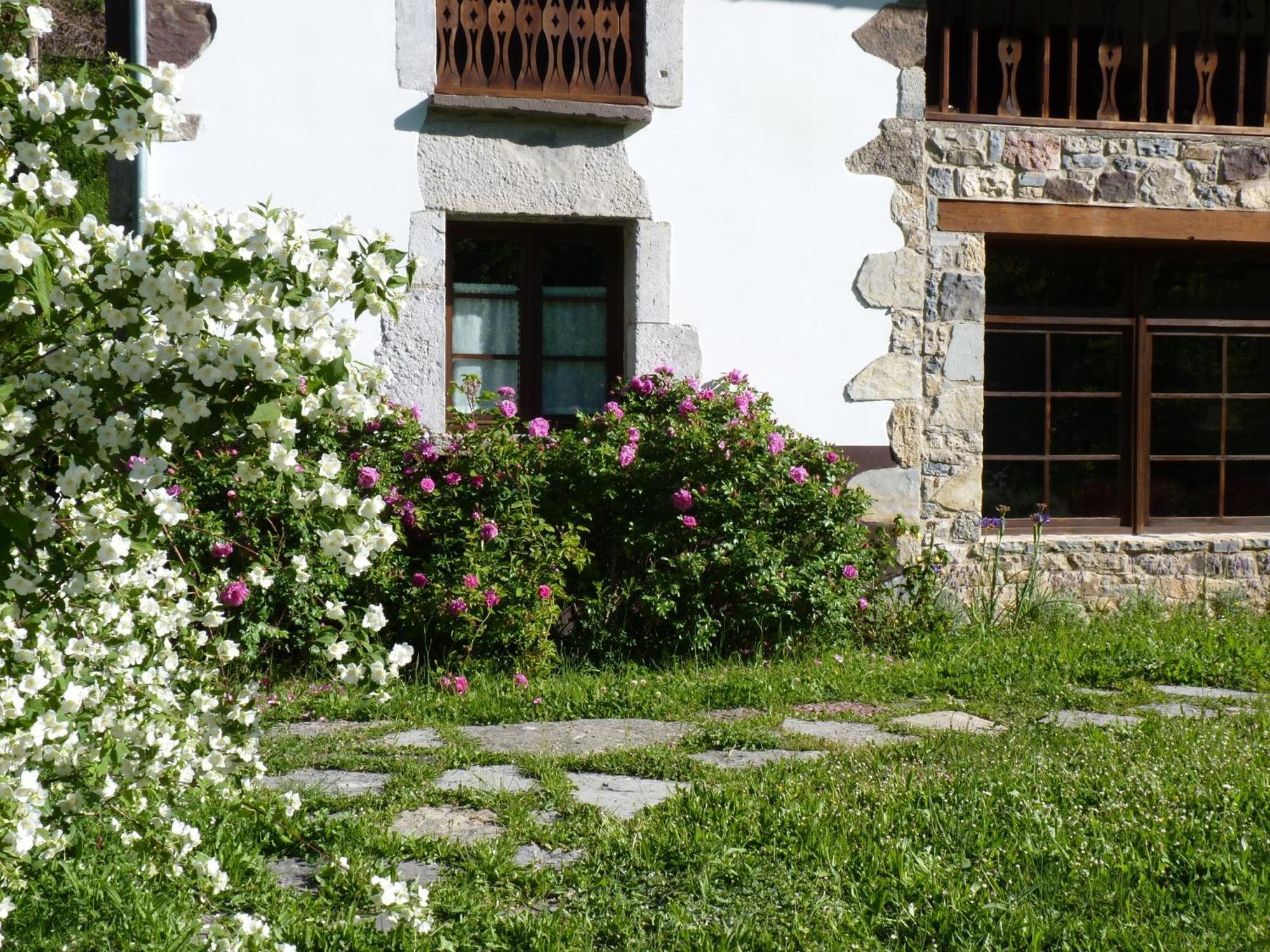 Casa Rural Los Riegos Caso Esterno foto